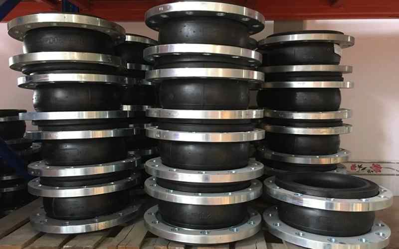 Khớp Nối Mềm Cao Su Mặt Bích Inox Là Gì? Cấu Tạo và Nguyên Lý Hoạt Động