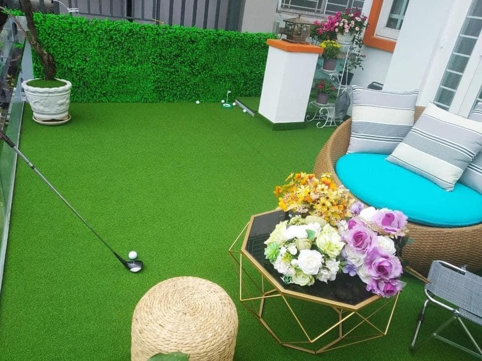 Các Loại Thảm Cỏ Nhân Tạo Lót Sàn Nhà Phổ Biến
