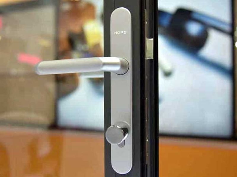 tay nắm cửa nhôm xingfa là gì