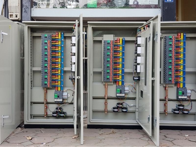 Vỏ Tủ Điện 2 Lớp Cánh-1