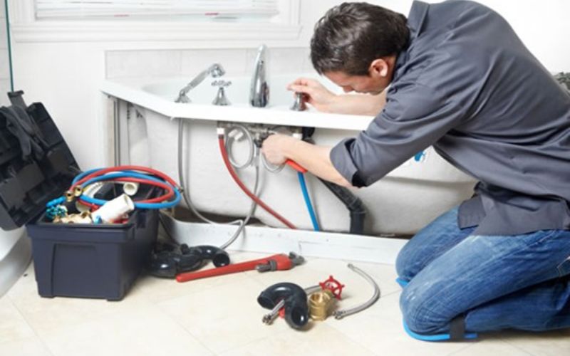 Nên tự bảo dưỡng máy lọc nước hay sử dụng dịch vụ bảo dưỡng?