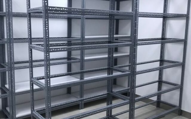 Cinvico - Đơn vị chuyên sản xuất giá để hàng theo yêu cầu số 1 Miền Bắc 