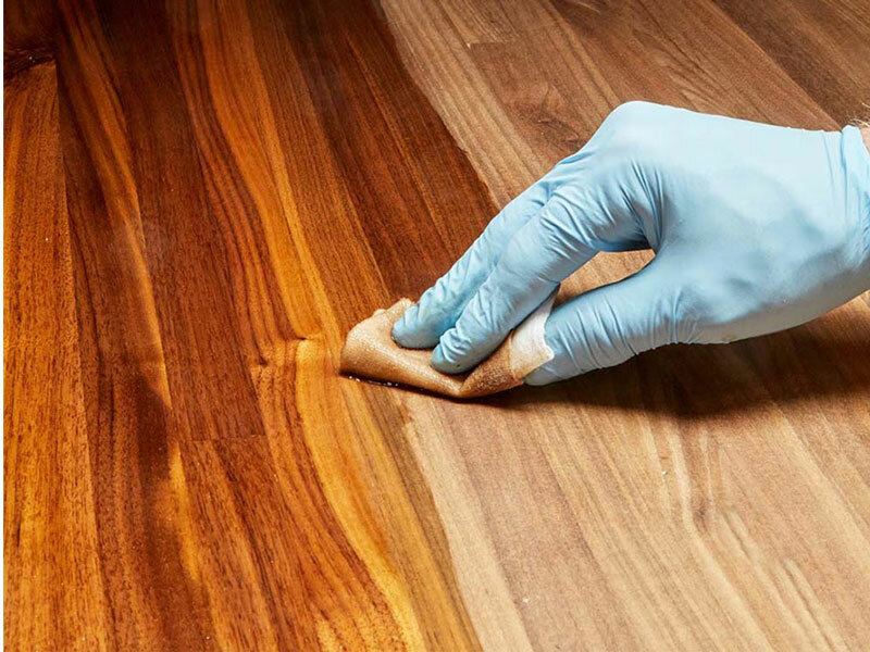 quy trình sơn gỗ màu óc chó