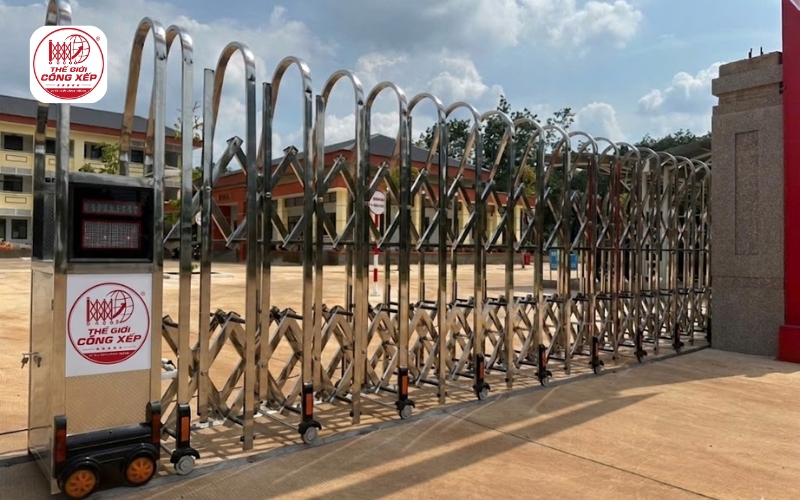 Dịch vụ sửa chữa cổng xếp